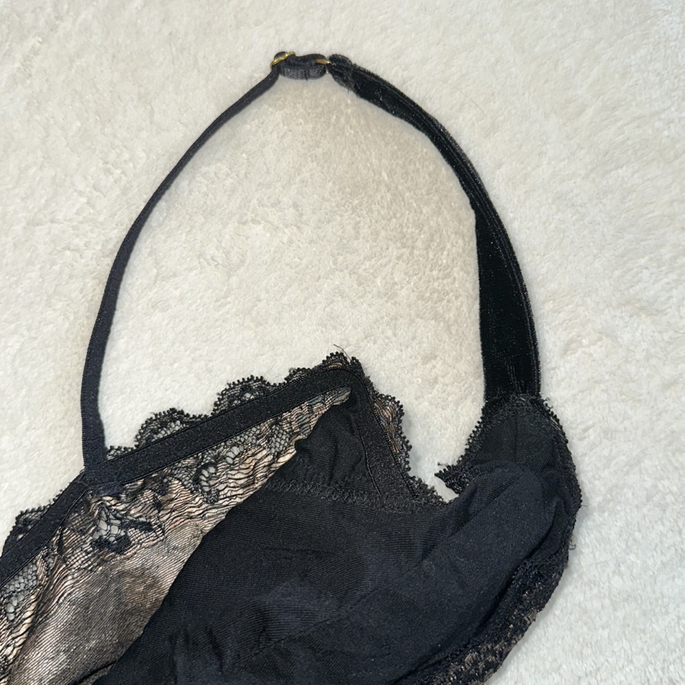 Soma black velvet and lace top size Large - Picture 6 of 17